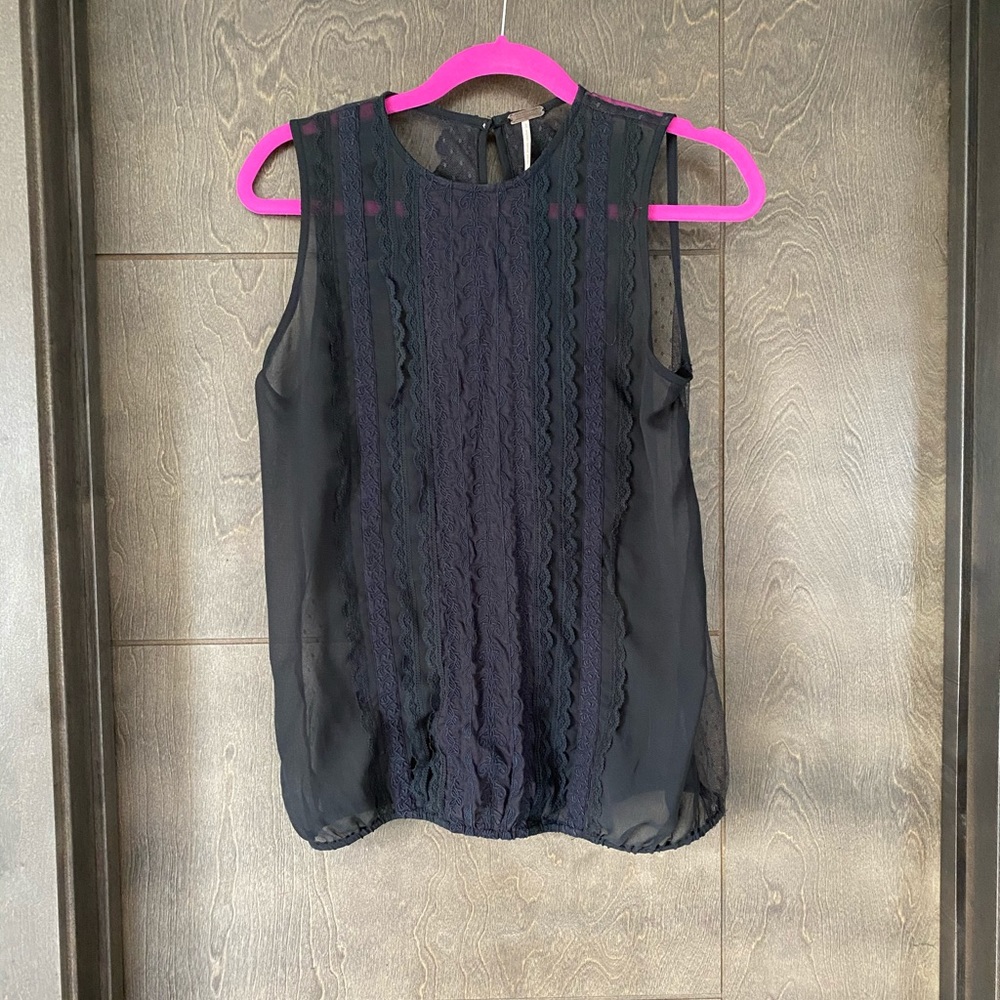 Black sleeveless lace top